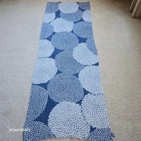 Accessories - Cashmere Lightweight Scarf Chrysanthemum Dahlia Flower Floral